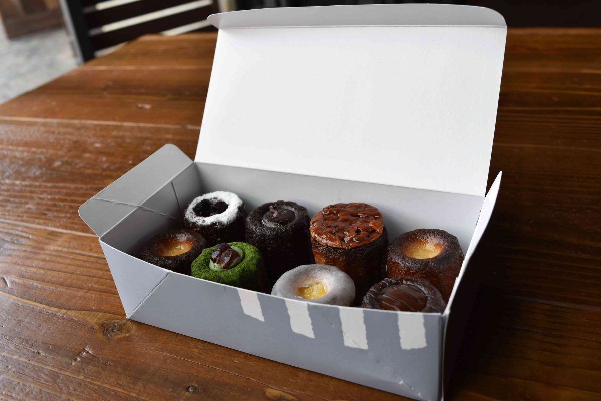 カヌレ8個用折箱