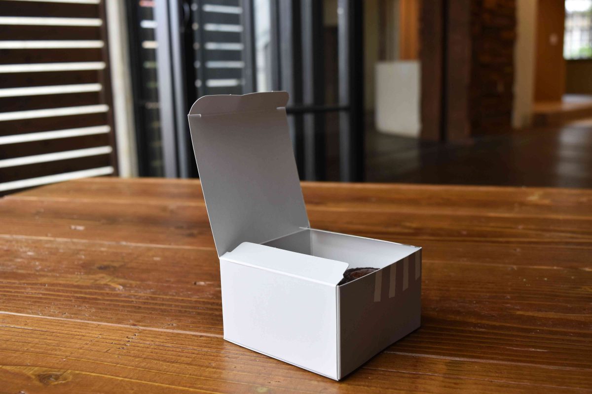 カヌレ4個用折箱