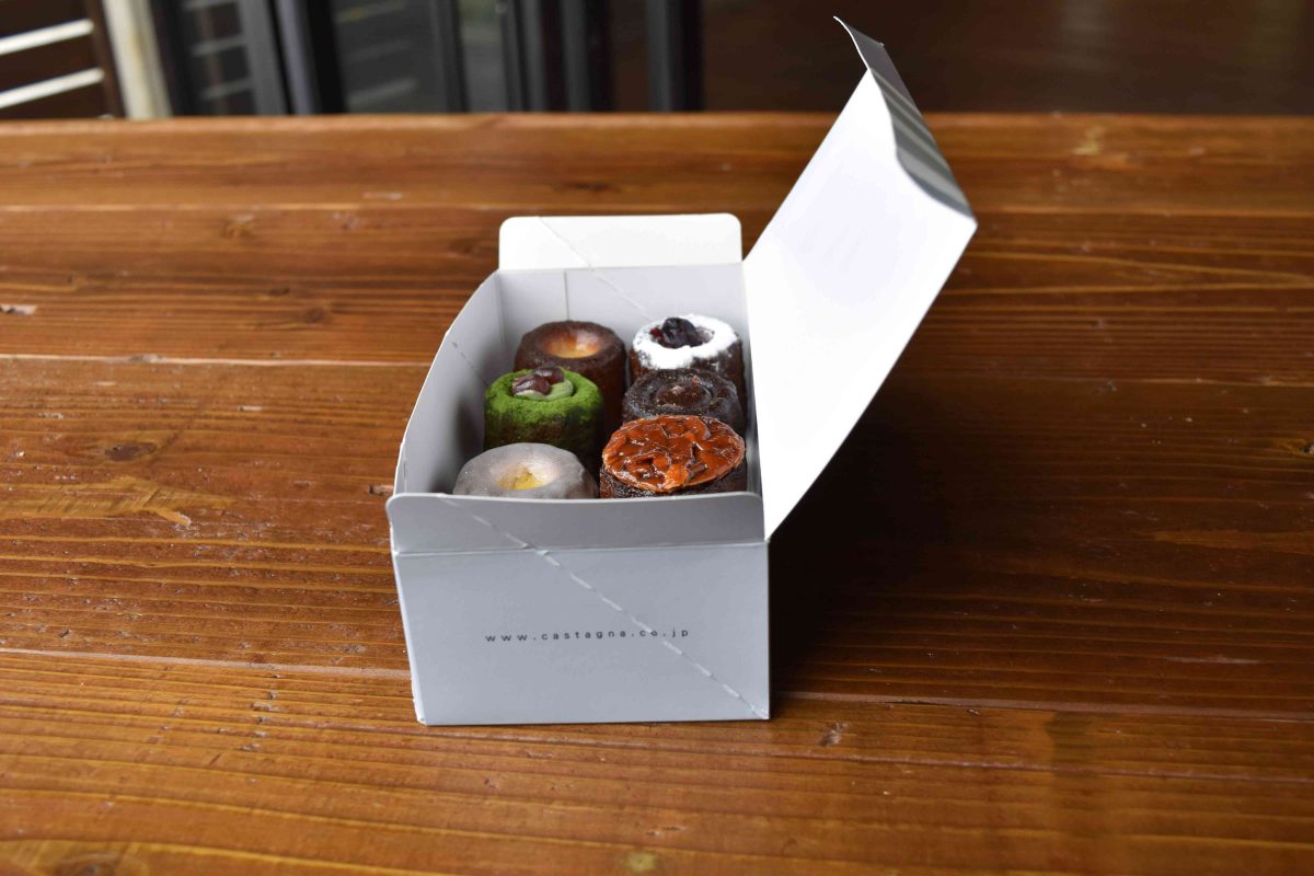 カヌレ8個用折箱