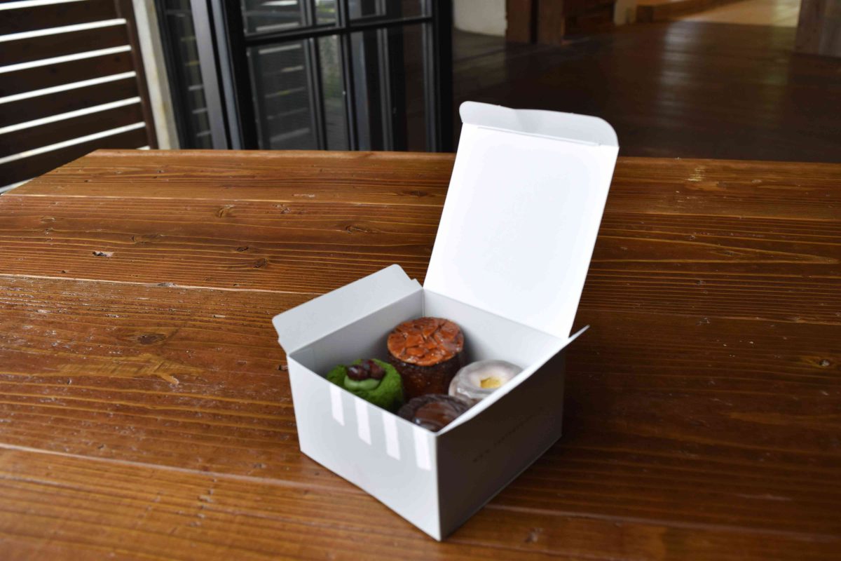 カヌレ4個用折箱