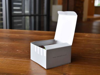 カヌレ4個用折箱