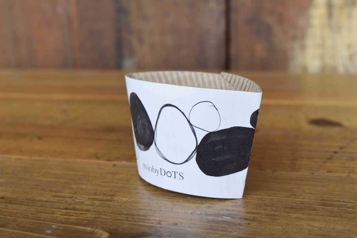 ホットドリンク用カップスリーブ