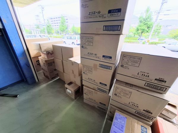 連休前後の出荷場の様子